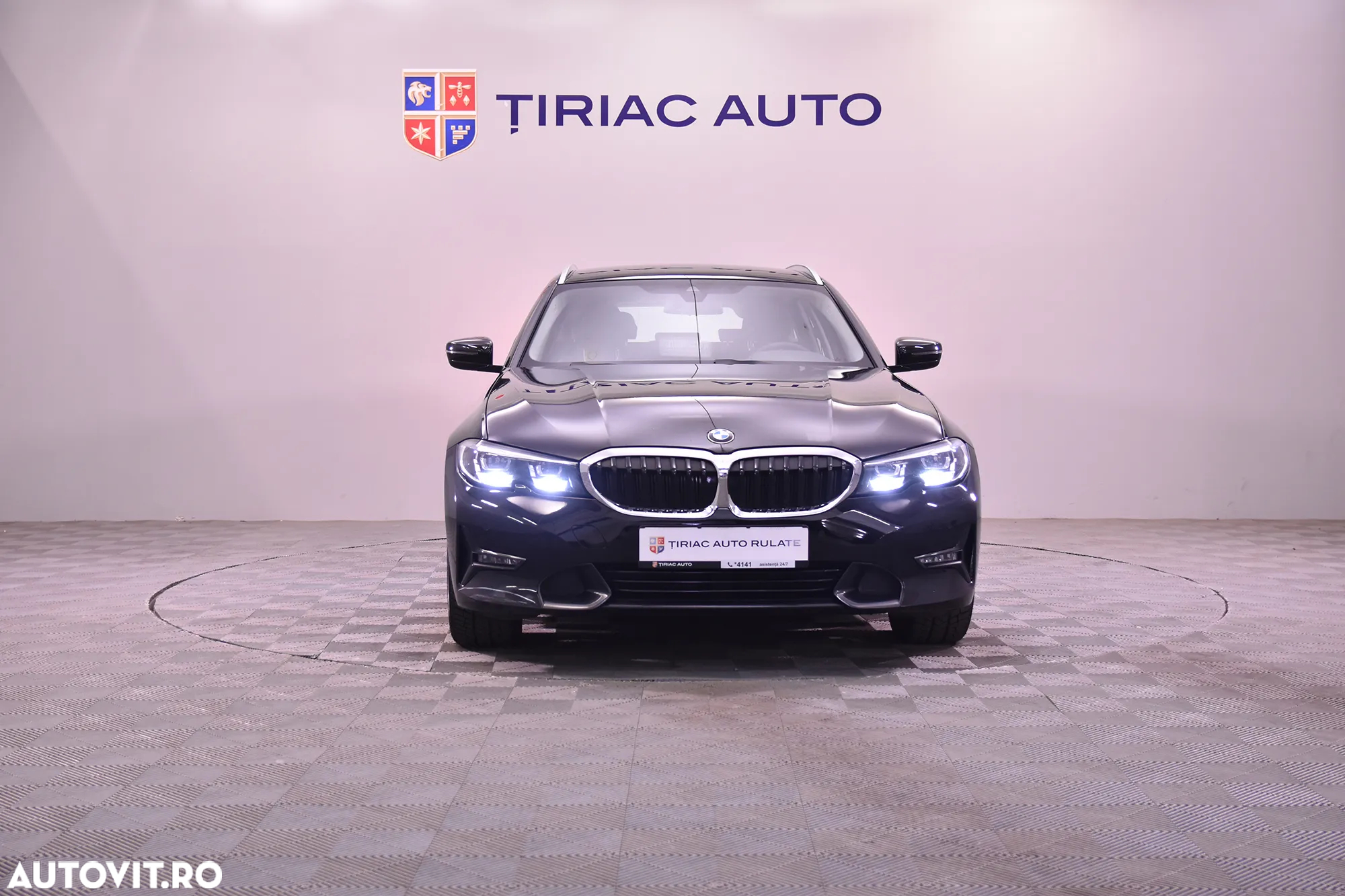 BMW Seria 3 318i Touring Aut. - 8
