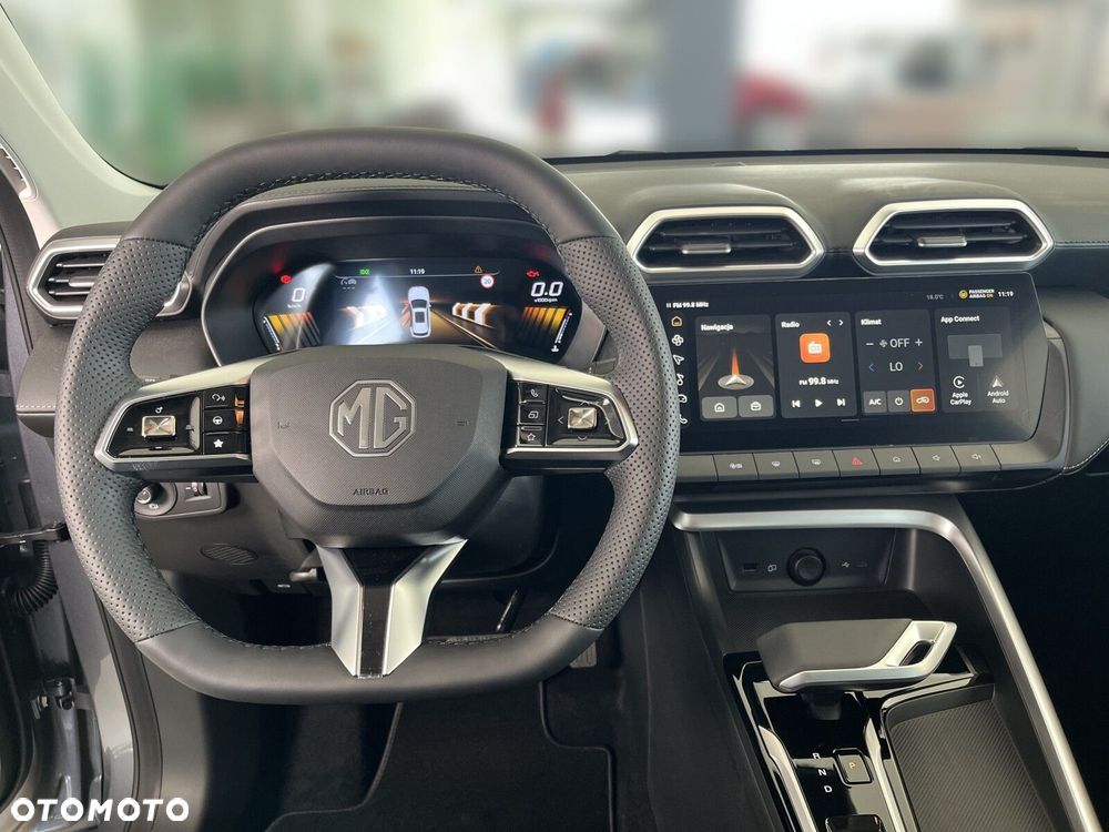 MG ZS Hybrid+ - 16