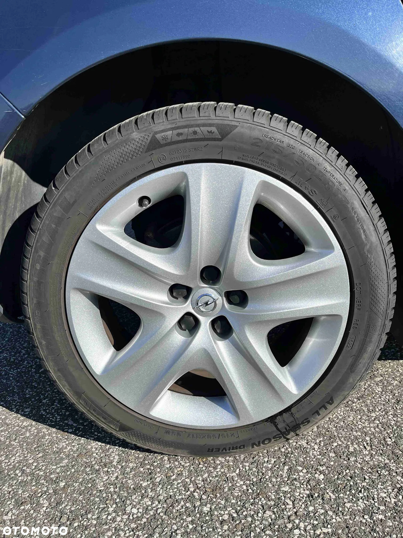 Opel Astra IV 1.4 T Cosmo - 19