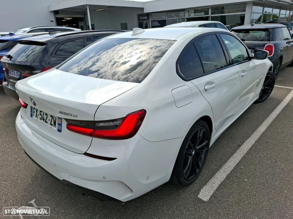 BMW 330 e Pack M Auto - 4