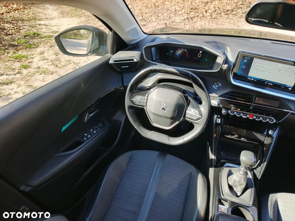 Peugeot 208 1.2 PureTech Allure S&S - 9