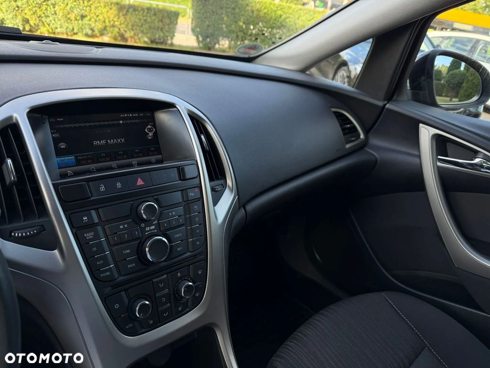 Opel Astra 1.4 Turbo Cosmo - 29