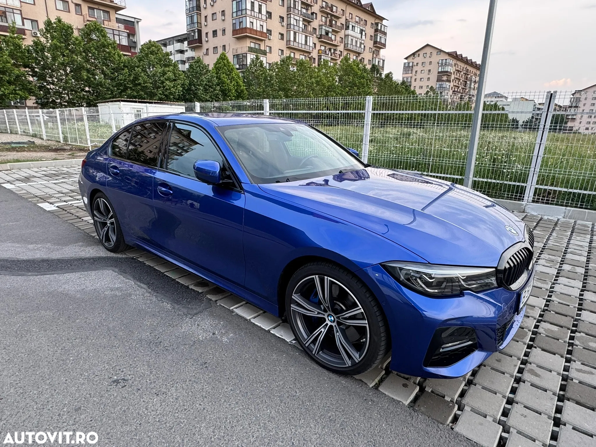 BMW Seria 3 330i xDrive AT - 5