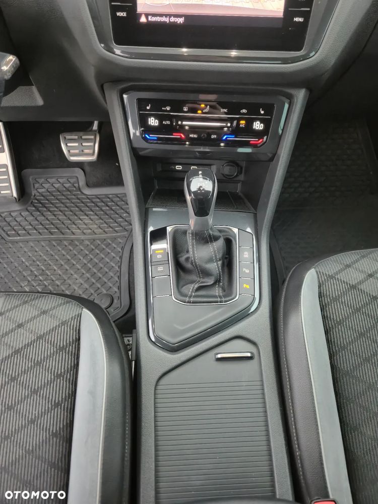 Volkswagen Tiguan 2.0 TDI SCR DSG R-Line - 16