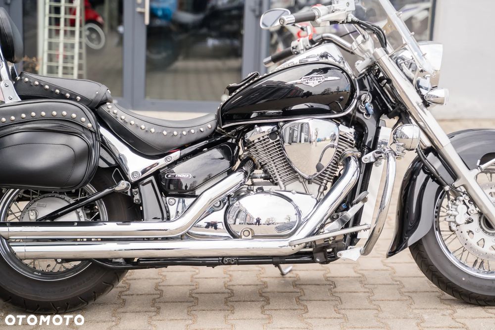 Suzuki VL 800 Volusia - 4