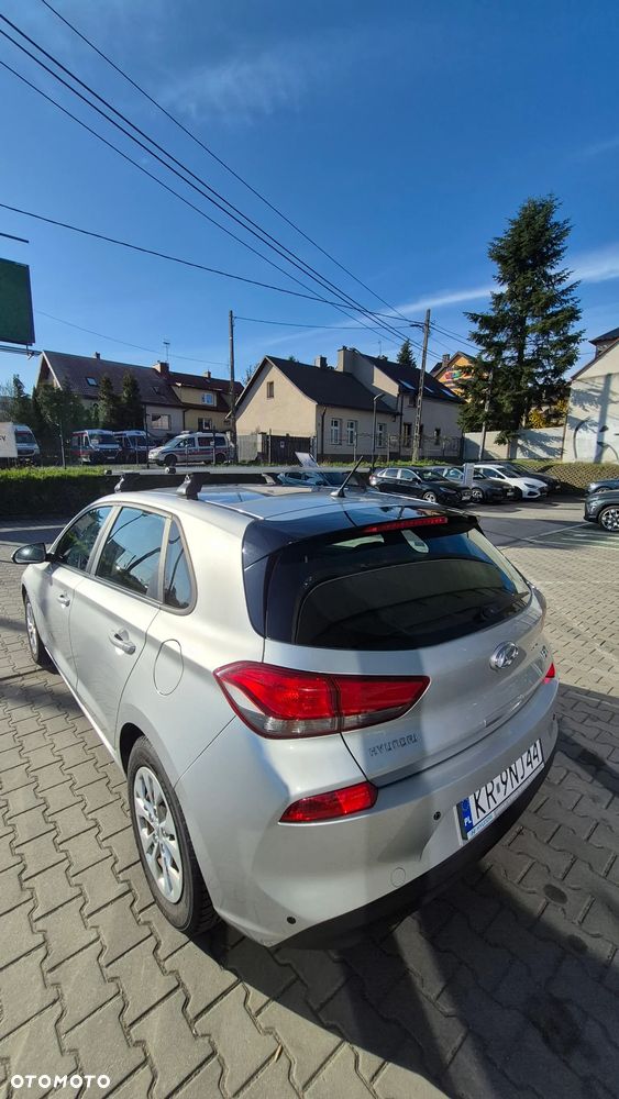 Hyundai i30 1.4 Classic + - 11