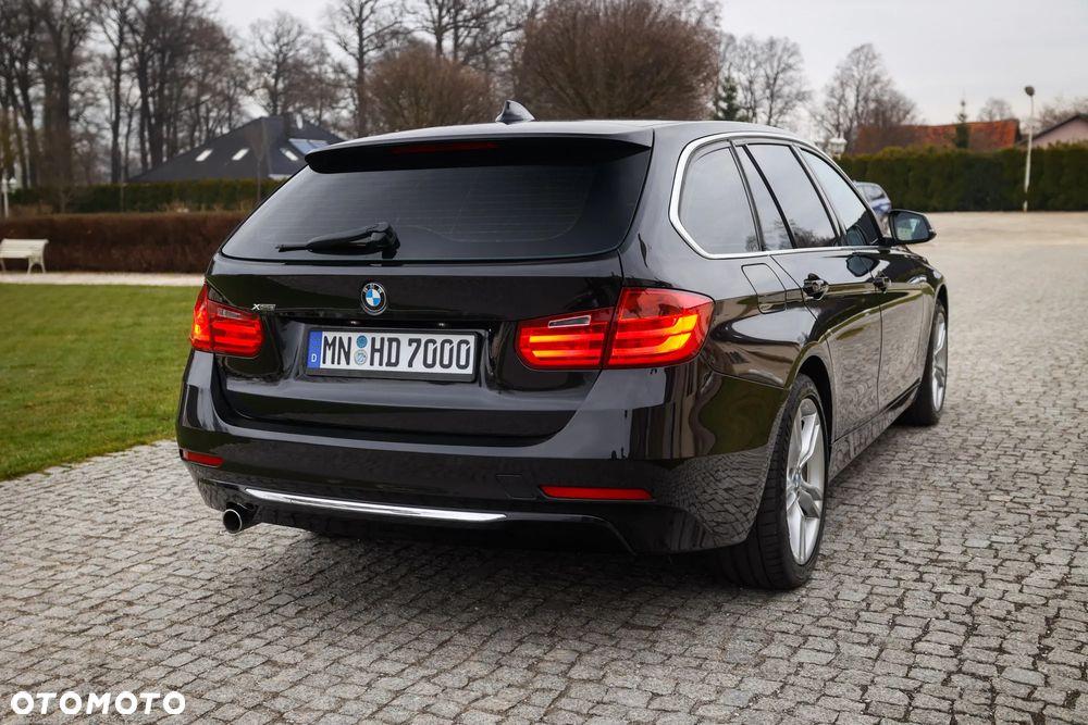 BMW Seria 3 320d xDrive Luxury Line - 8