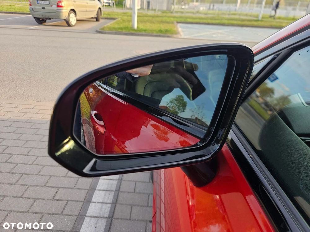 Volvo V60 B3 B R-Design - 24