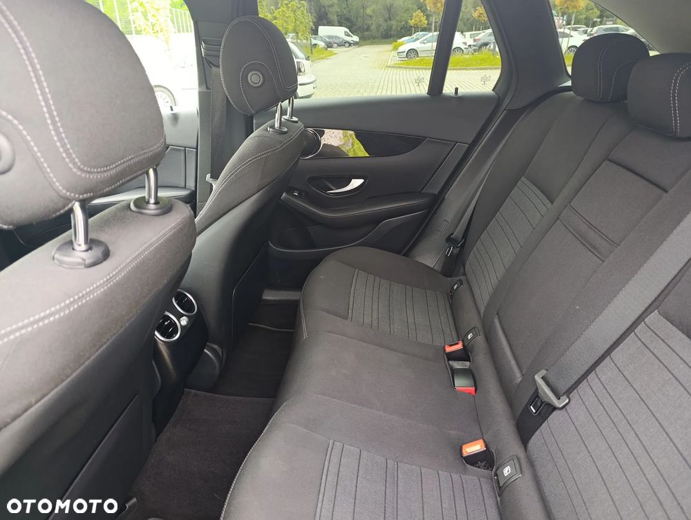 Mercedes-Benz GLC 220 d 4Matic 9G-TRONIC - 15