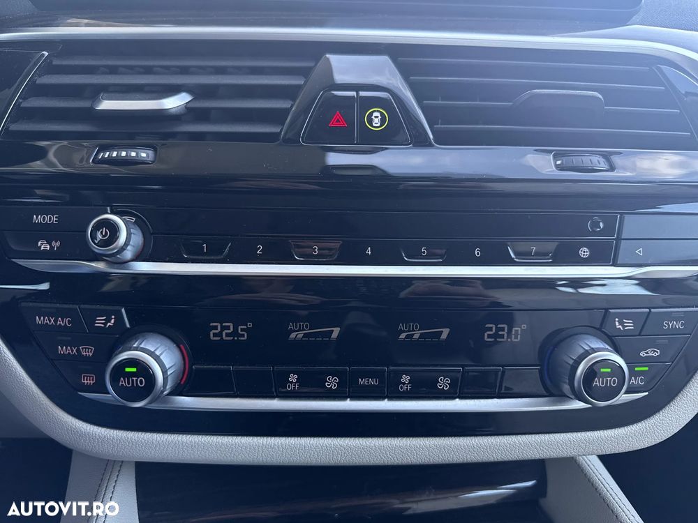 BMW Seria 5 530e xDrive Aut. - 19