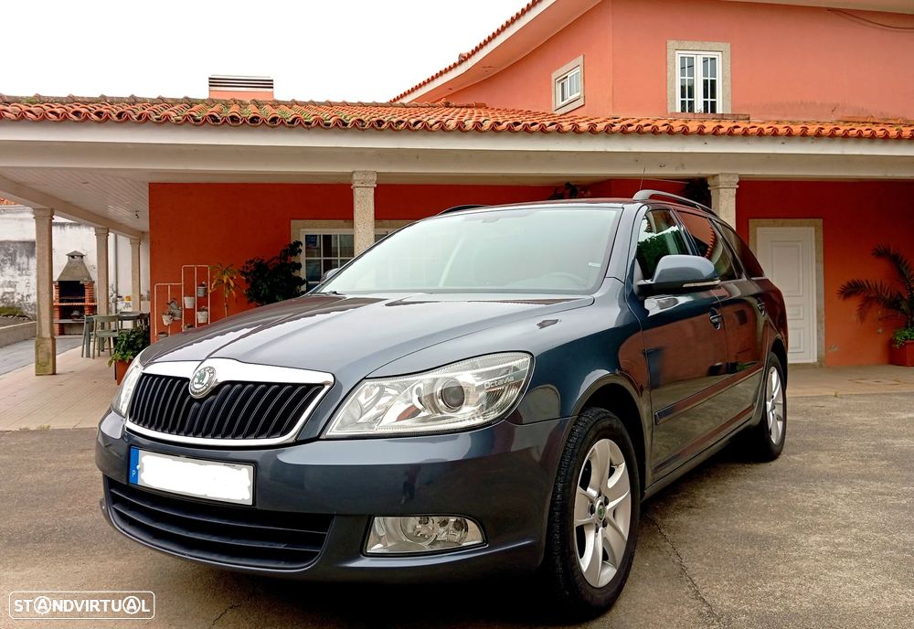 Skoda Octavia Break 1.6 TDi Elegance Pack - 1