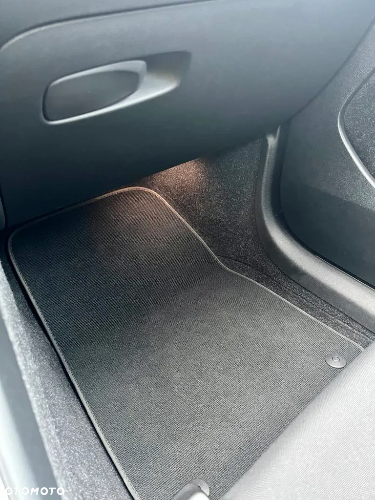 Volvo XC 40 B4 B Momentum Pro - 14