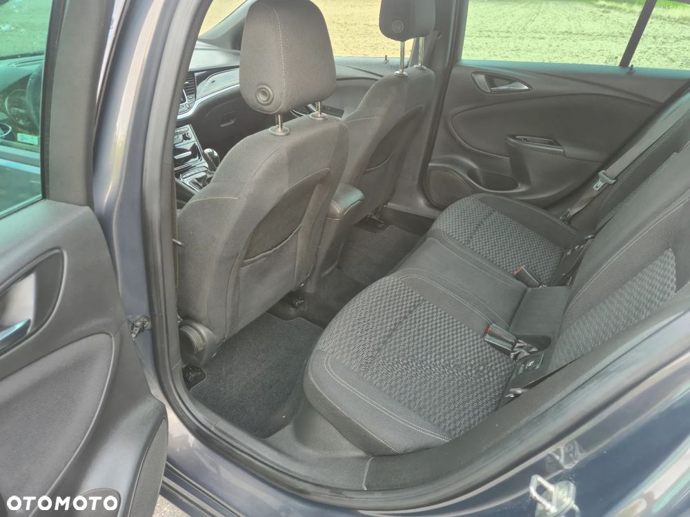 Opel Astra 1.6 CDTI Dynamic - 14