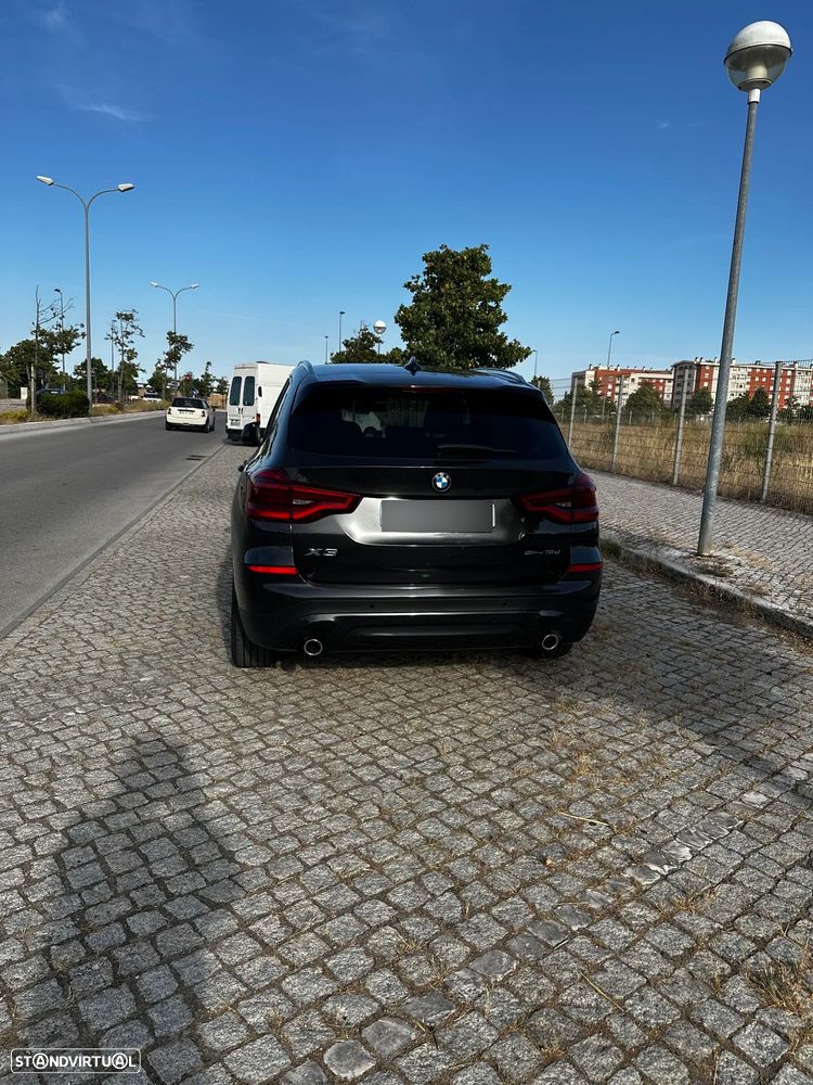 BMW X3 18 d sDrive Auto - 3