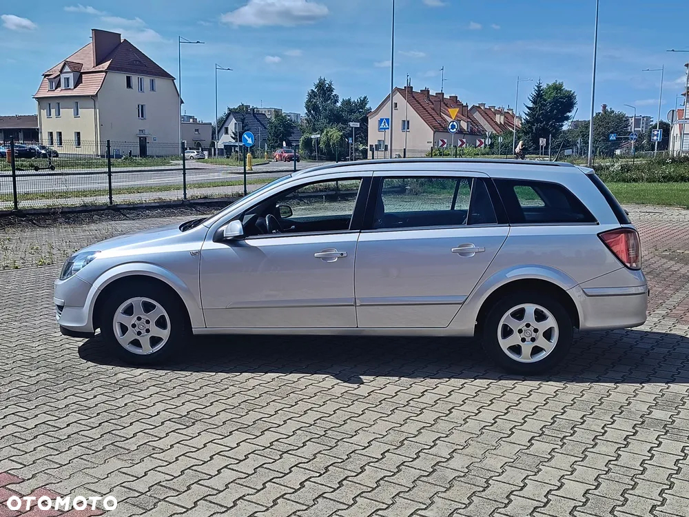 Opel Astra 1.6 Enjoy - 4
