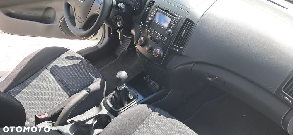Hyundai i30 1.4 Classic - 12