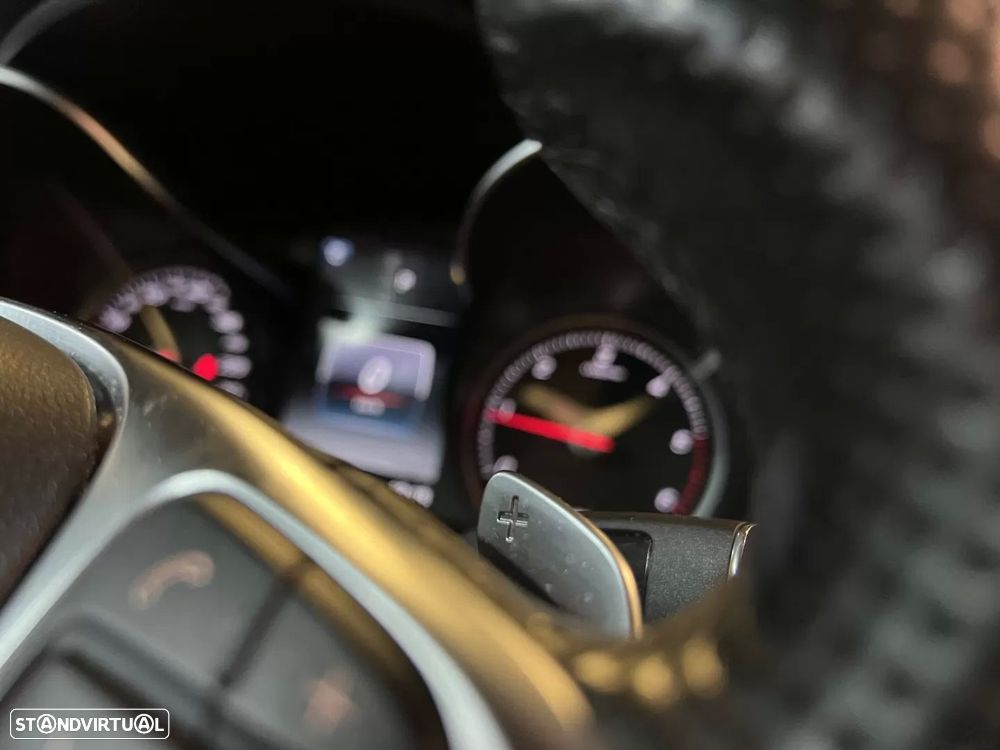 Mercedes-Benz GLC 250 d Coupé AMG Line 4-Matic - 32