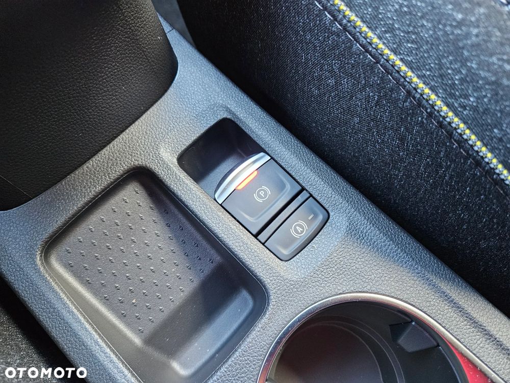 Renault Captur 1.3 TCe mHEV Techno EDC - 26