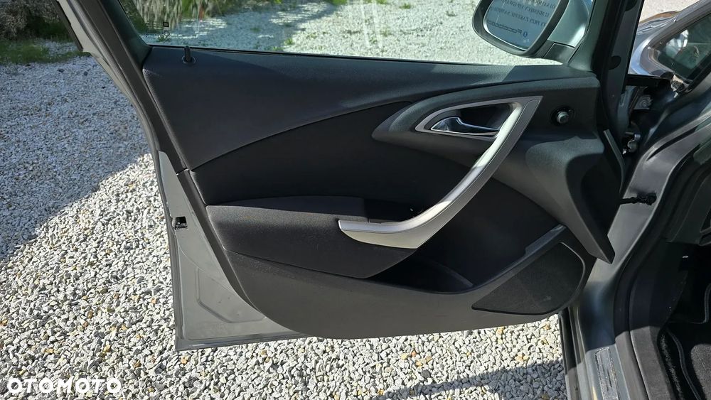 Opel Astra IV 1.6 Essentia - 17