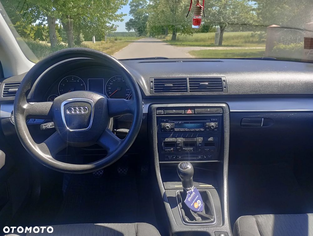 Audi A4 Limousine 2 - 7