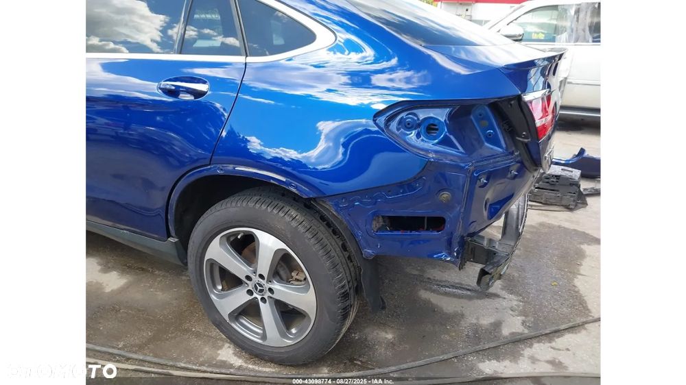 Mercedes-Benz GLC 300 Coupe 4Matic 9G-TRONIC - 10