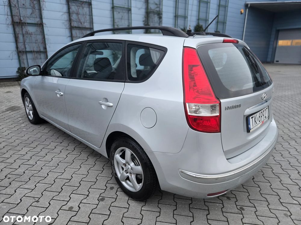 Hyundai i30 1.6 CRDi Comfort - 6