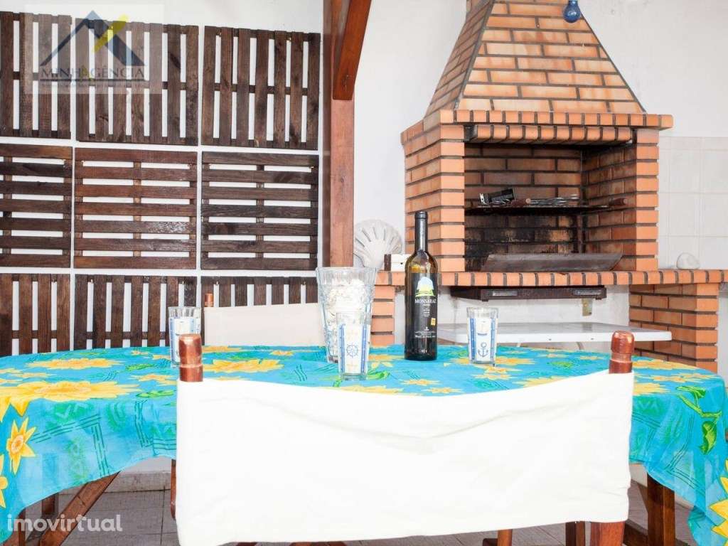 Moradia T4 na Urbanização 30 de Junho em Lagos - Grande imagem: 3/22