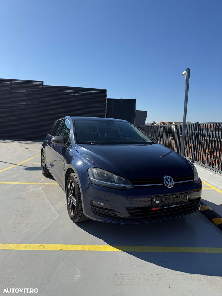 Volkswagen Golf 1.6 TDI DPF Comfortline - 8