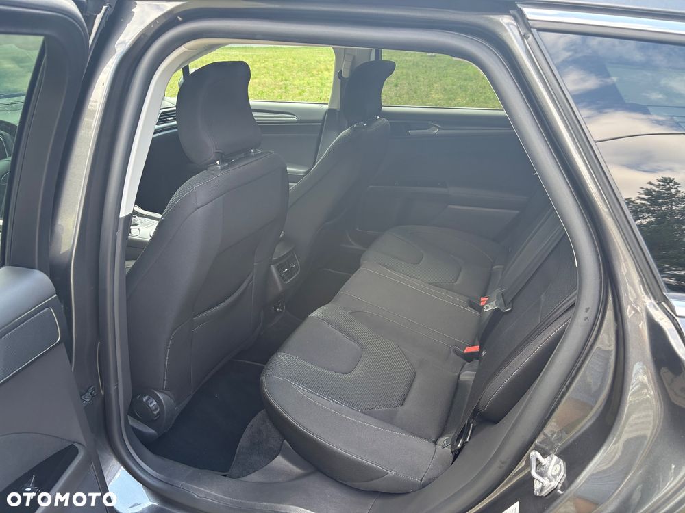 Ford Mondeo SW 2.0 EcoBlue Titanium - 11