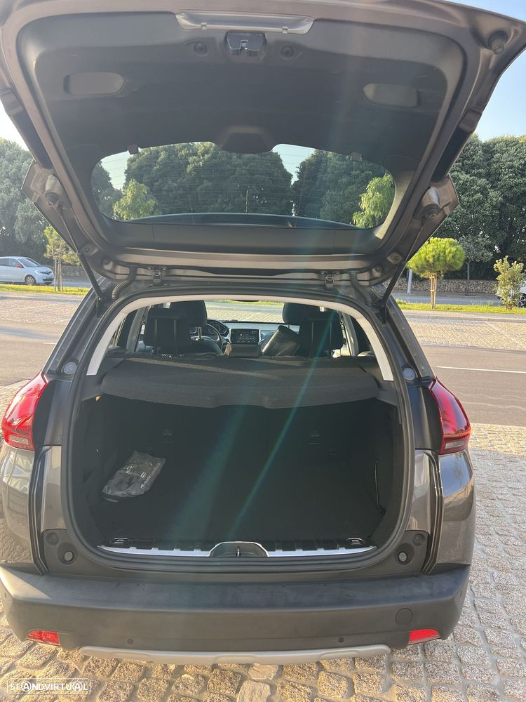 Peugeot 2008 1.2 PureTech Allure EAT6 - 6
