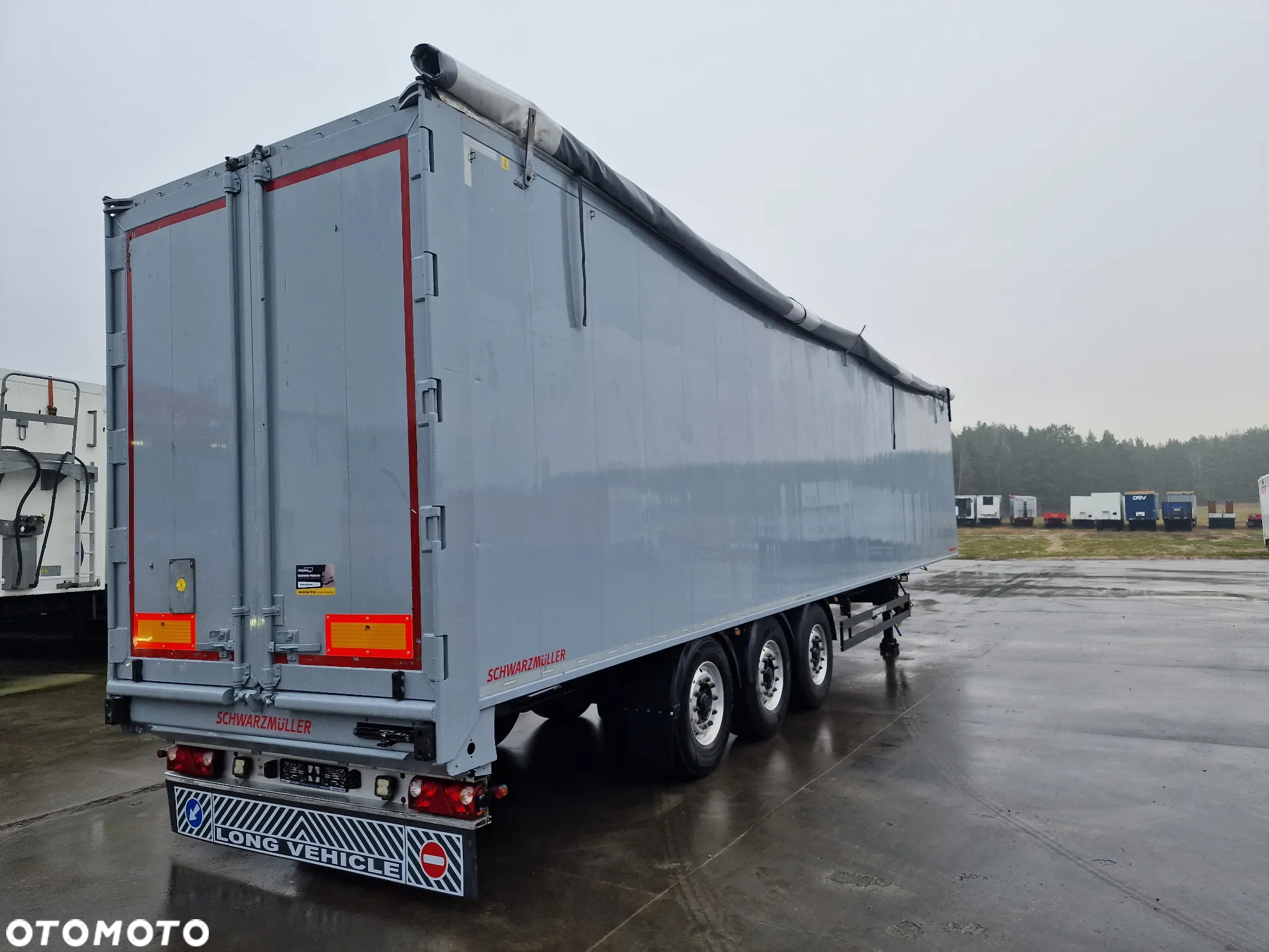 Schwarzmuller Ruchoma podłoga 92m3 2017 rok Podłoga 8 mm 7350 kg - 2