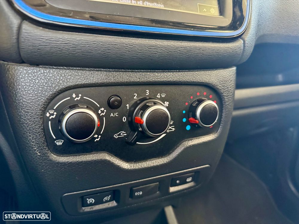 Dacia Lodgy 1.3 TCe Stepway 7L - 16