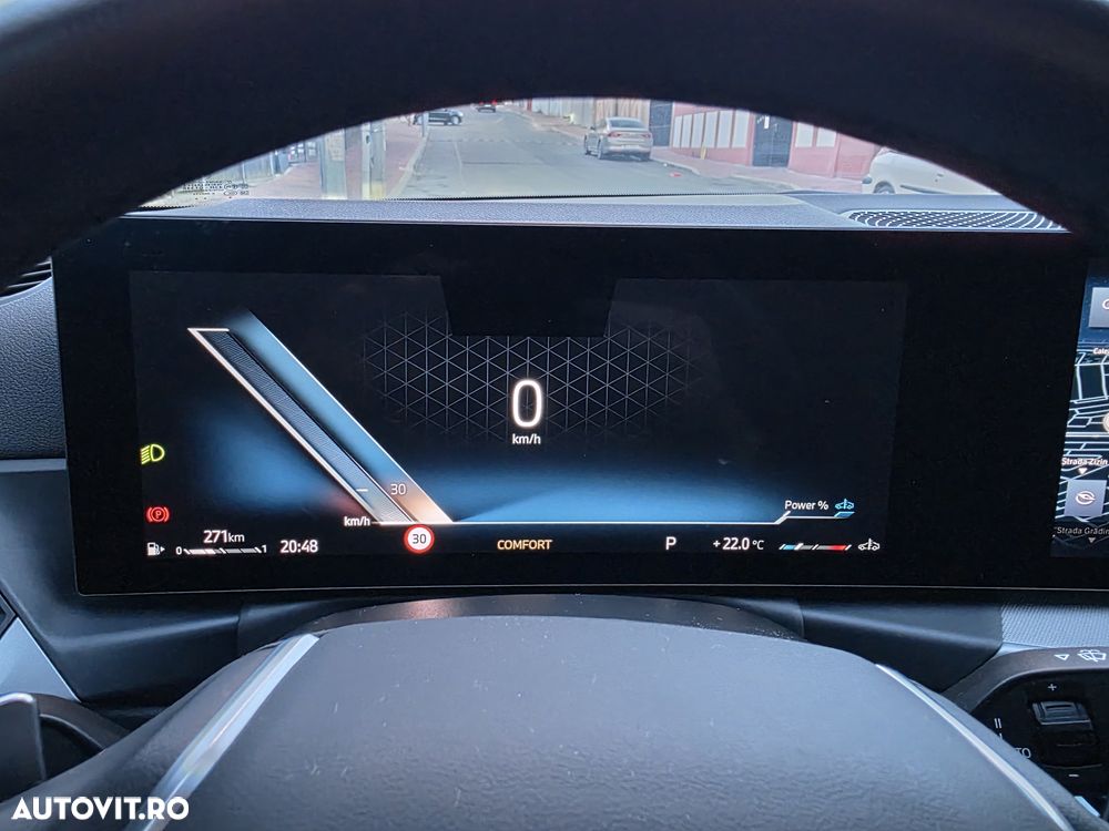 BMW Seria 3 320d xDrive AT MHEV - 27