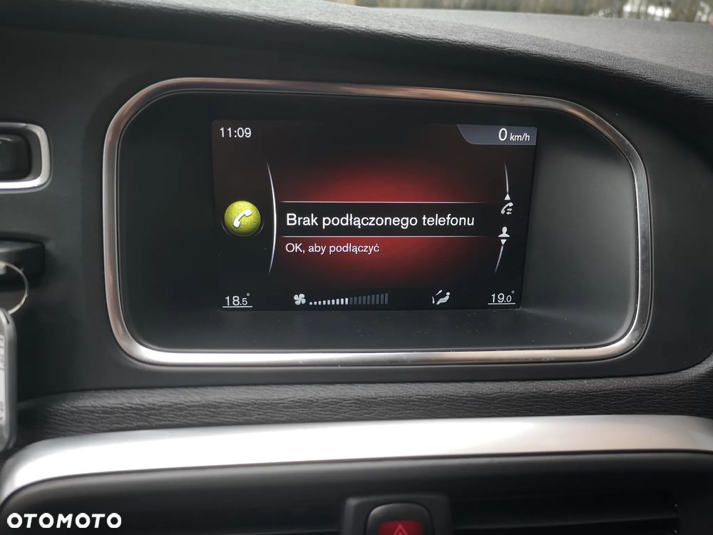 Volvo V40 T4 Powershift Kinetic - 16
