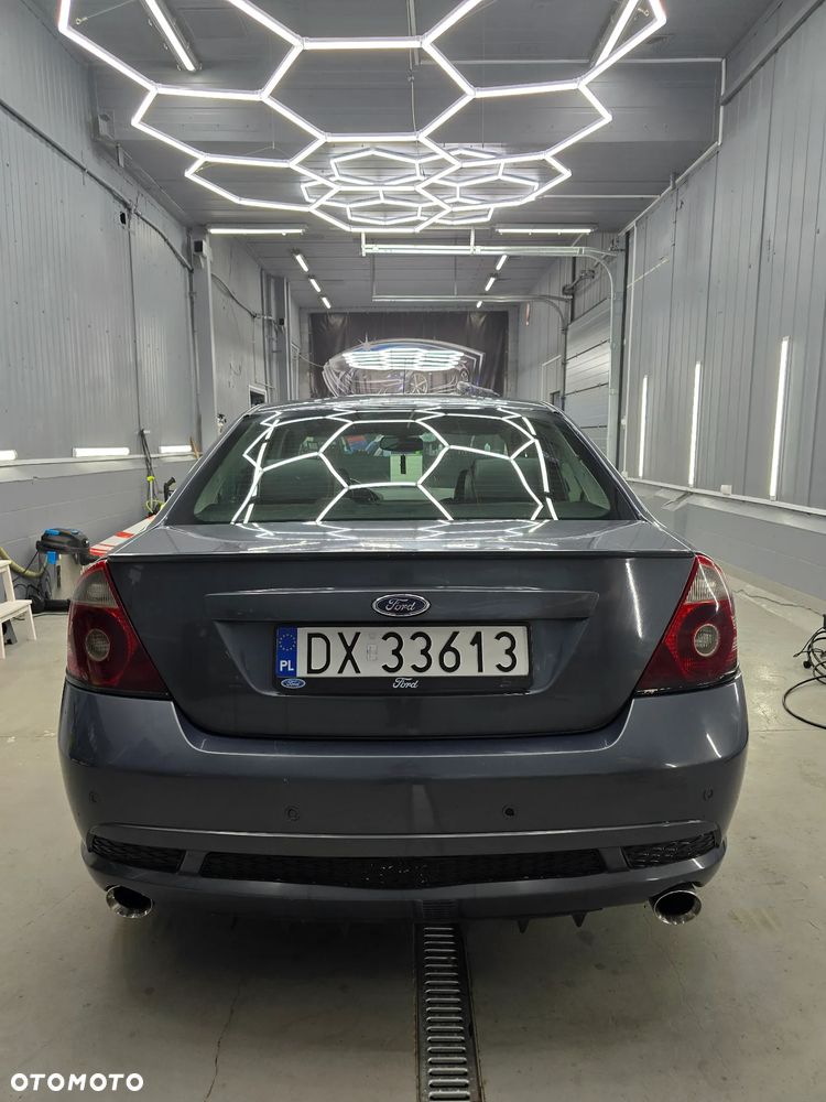 Ford Mondeo - 4