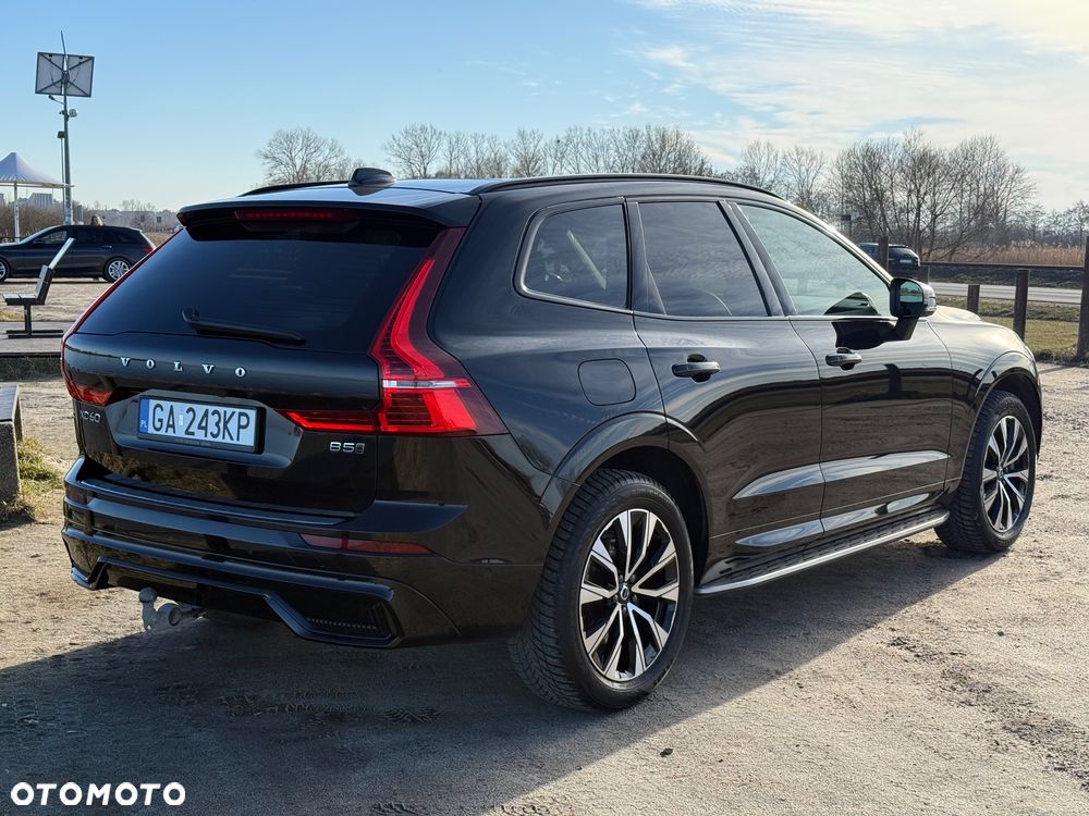 Volvo XC 60 B5 B AWD Ultimate Dark - 6