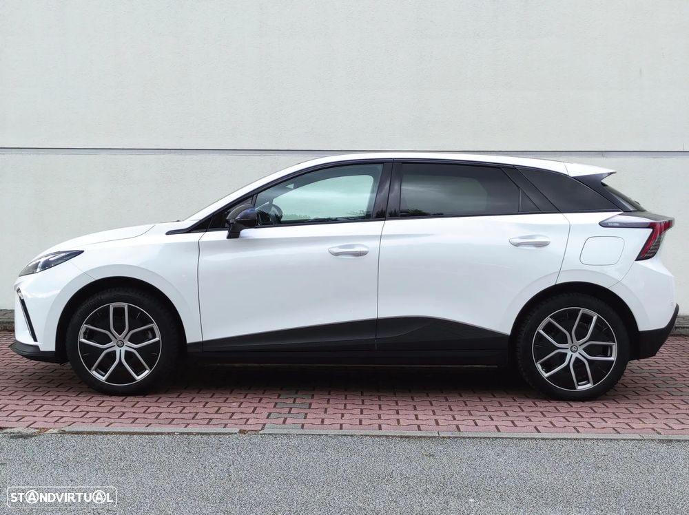 MG MG4 77 kWh Extended Range Luxury - 13