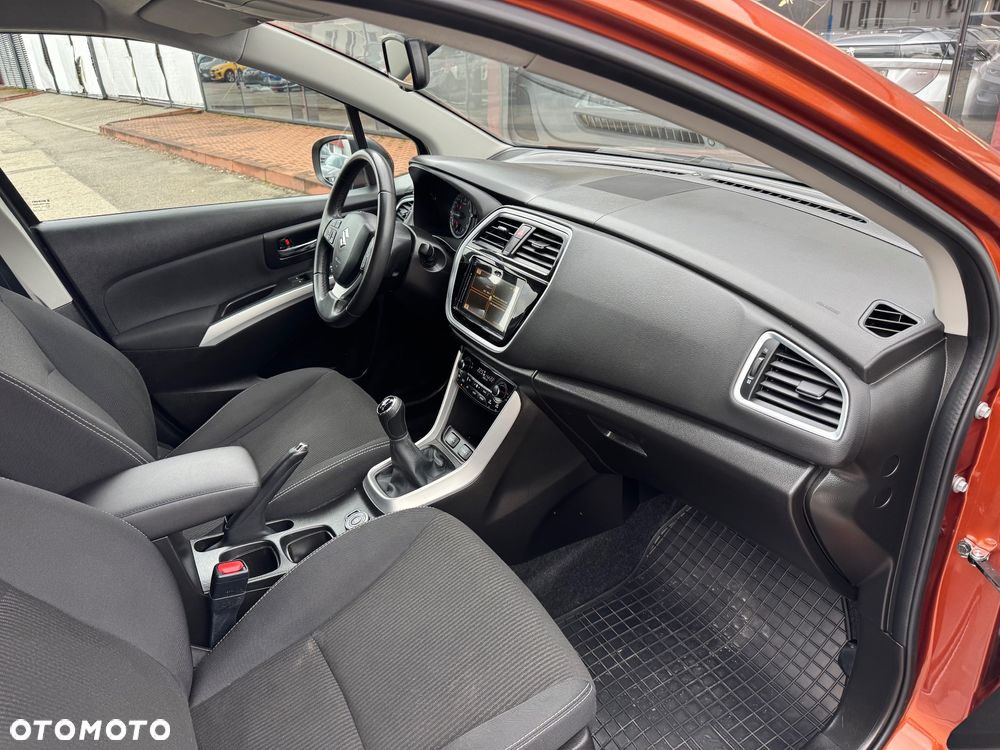 Suzuki Swift 1.2 Premium Plus - 23