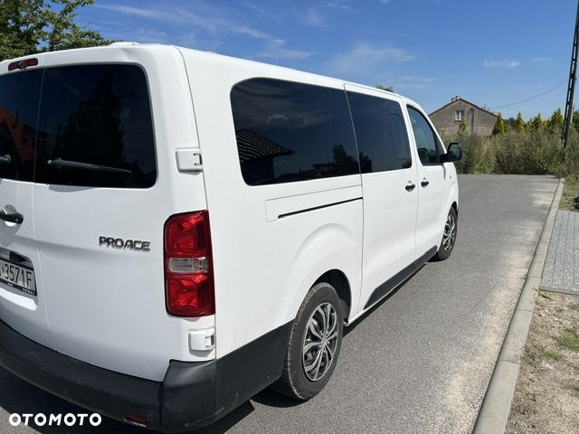 Toyota Verso Long Family 2.0 D-4D - 4