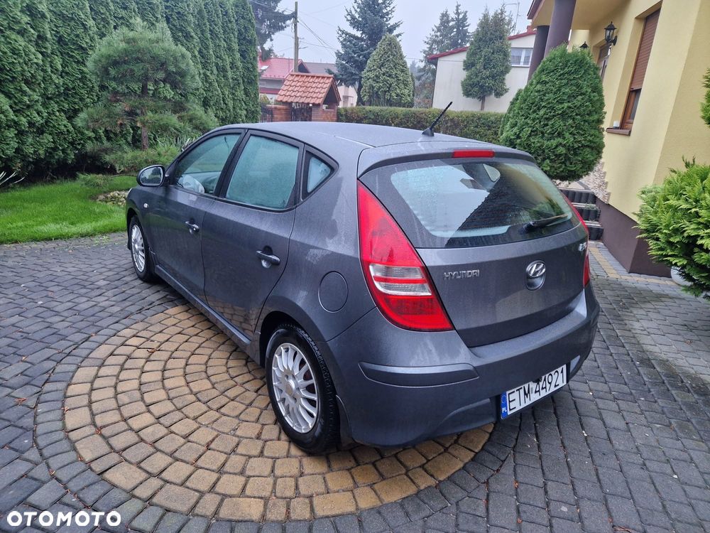 Hyundai i30 1.4 Classic - 6