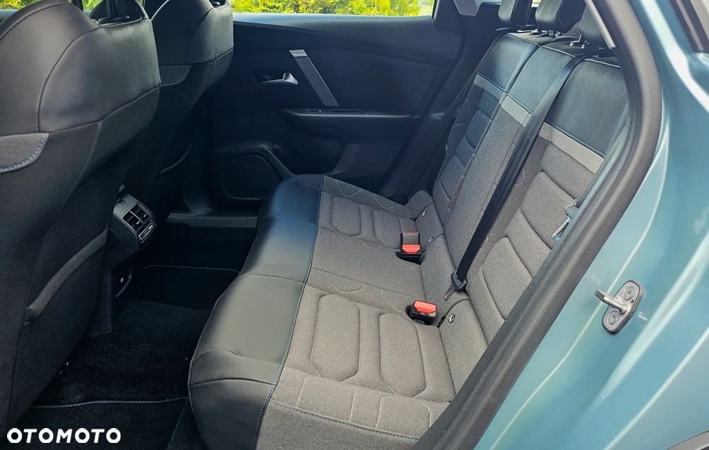 Citroën C4 1.2 PureTech Shine S&S - 29