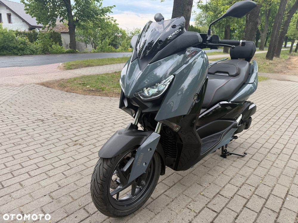 Yamaha X-max - 1
