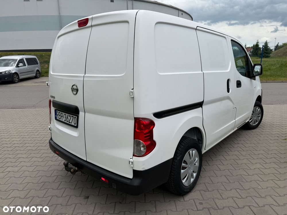 Nissan NV 200 - 12