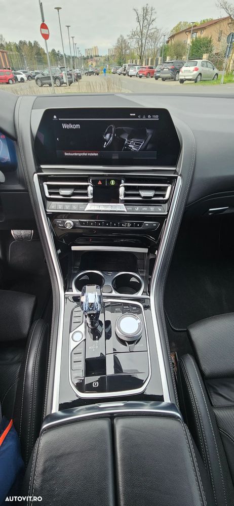 BMW Seria 8 - 15
