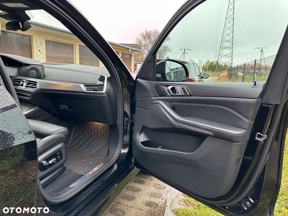 BMW X5 xDrive40i - 23