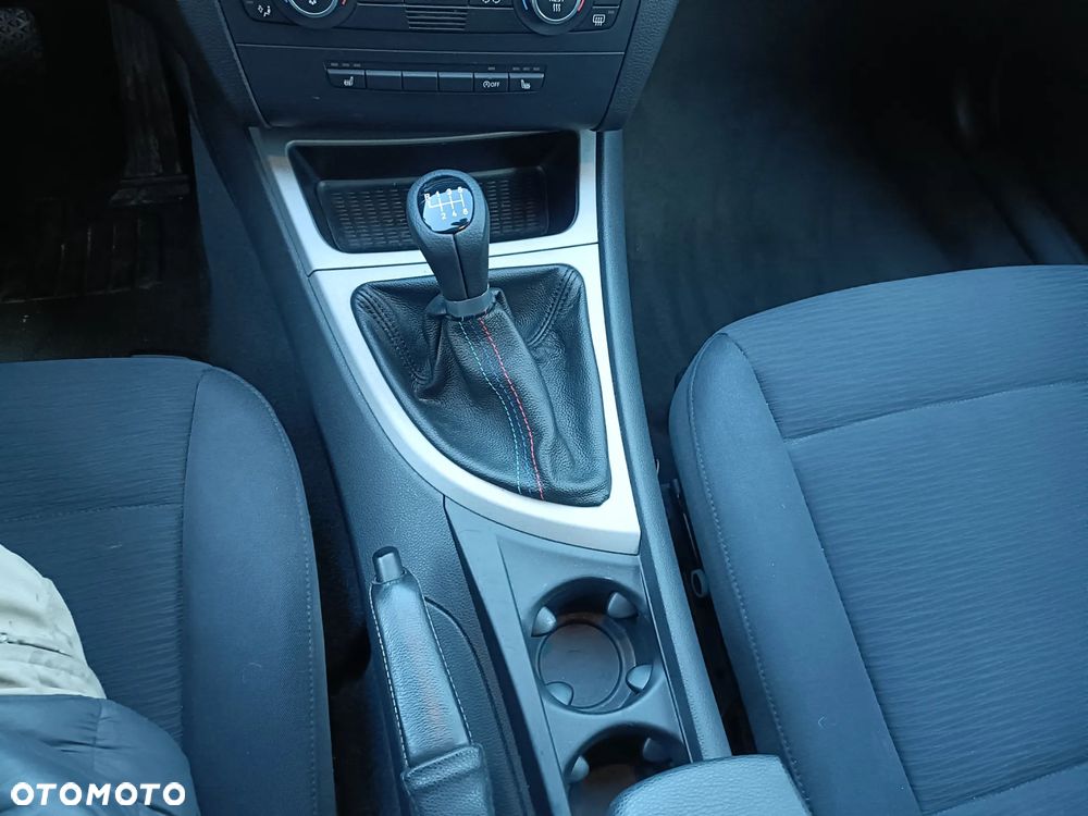 BMW Seria 1 116i - 16