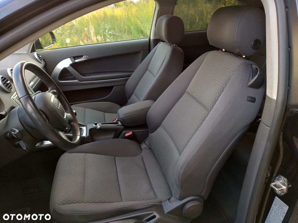 Audi A3 3-drzwiowe 1.4T FSI Attraction - 5