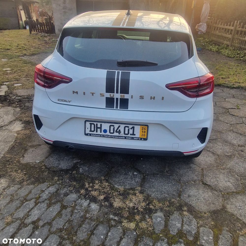 Mitsubishi Colt - 3