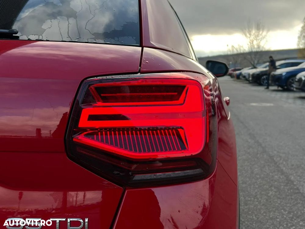 Audi Q2 35 TDI S tronic design - 5