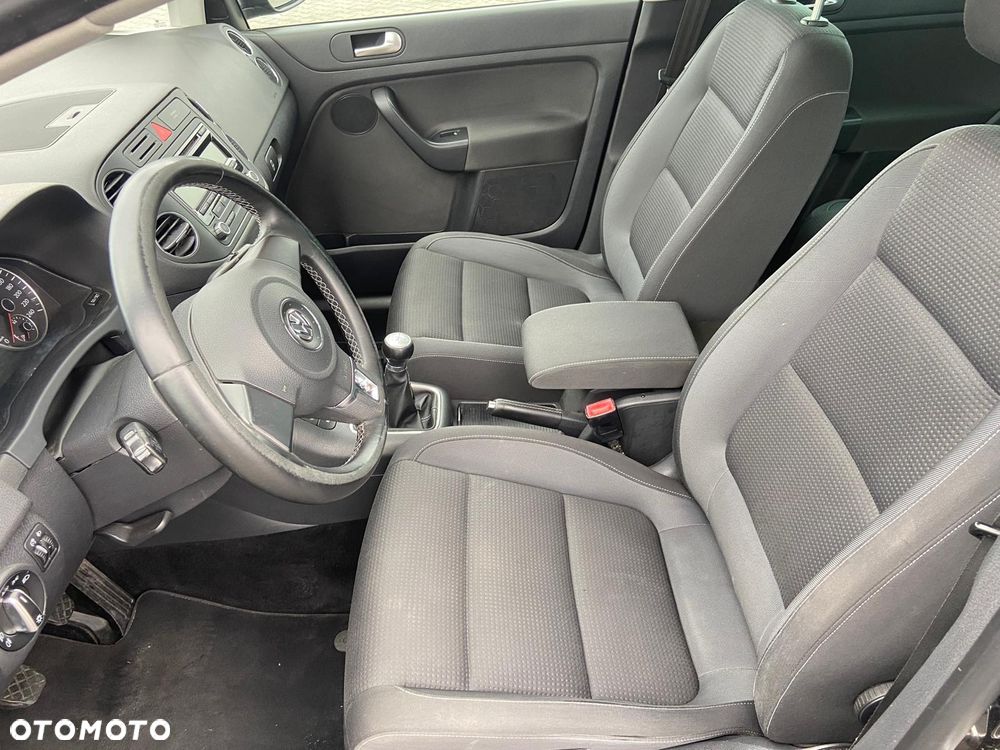 Volkswagen Golf Plus 1.6 TDI Comfortline - 12